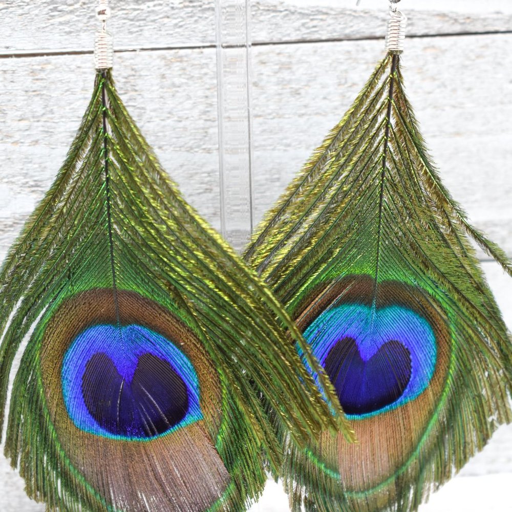 3.5" Drop Peacock Feather Dangle Earrings - Picture 7 of 12